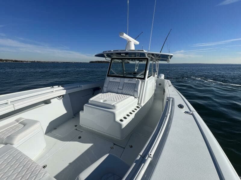 2023 Yellowfin 42 Offshore