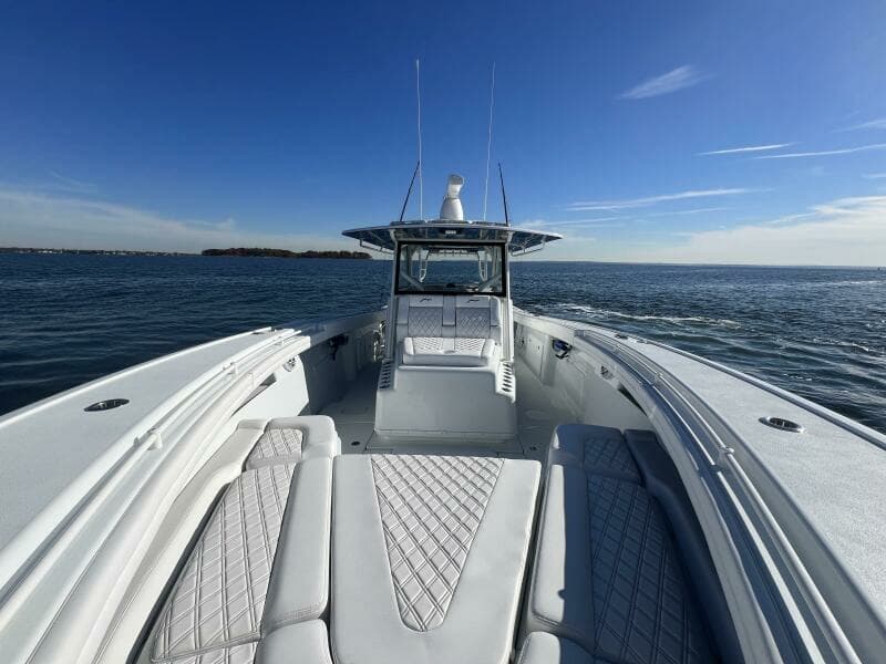 2023 Yellowfin 42 Offshore