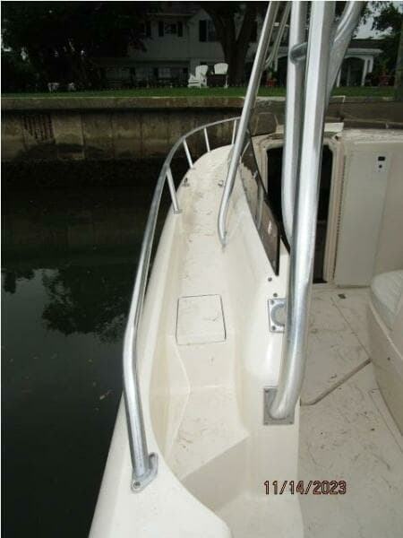 34' Intrepid port side deck2