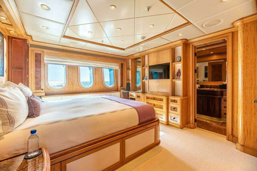2009 Trinity Yachts Custom