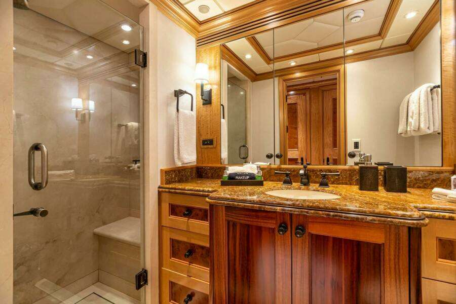 2009 Trinity Yachts Custom