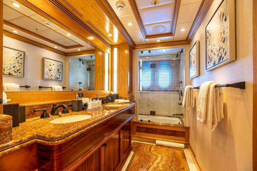 2009 Trinity Yachts Custom