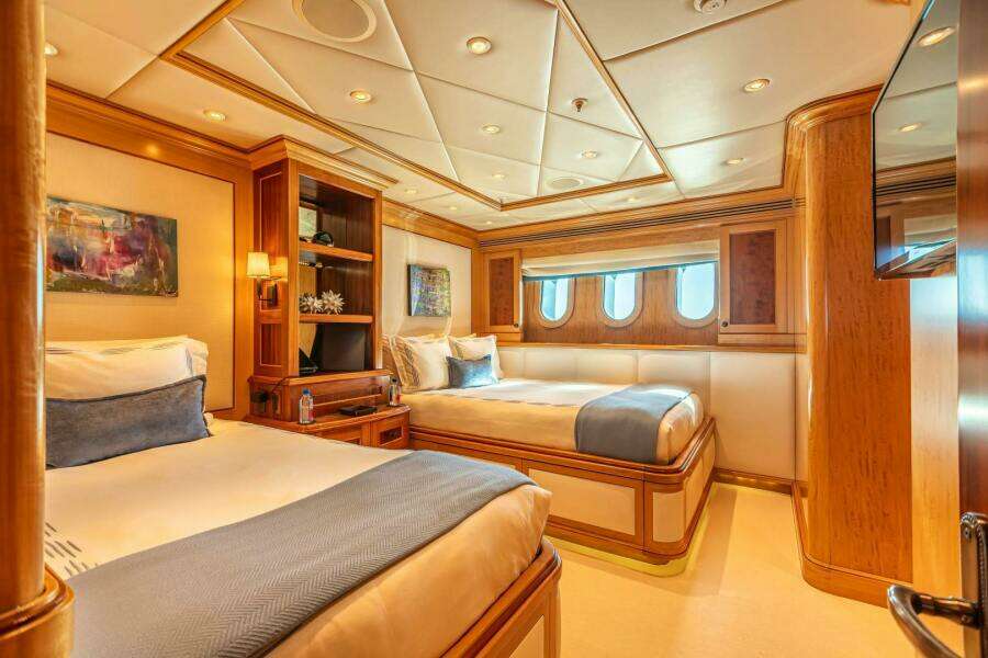 2009 Trinity Yachts Custom