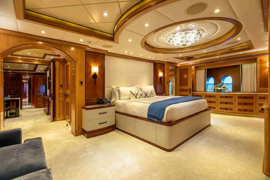 2009 Trinity Yachts Custom