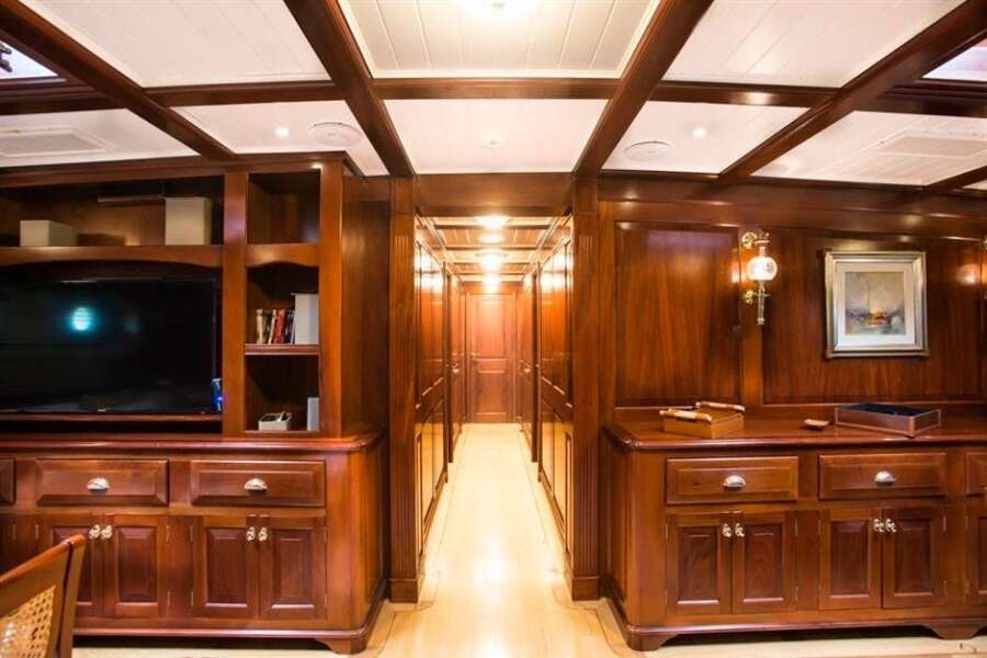 2014 Astilleros Buquebus Custom