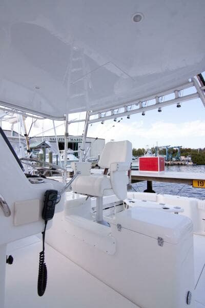 Out Island 38 Express-Helm