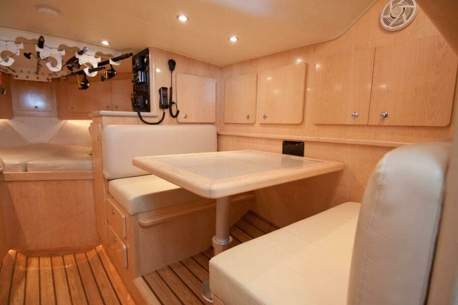 Out Island 38 Express-Cabin