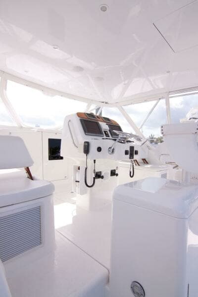 Out Island 38 Express-Helm