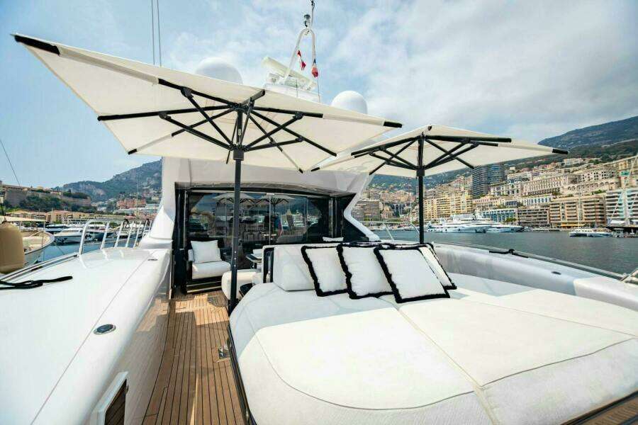 2013 Overmarine Mangusta 108