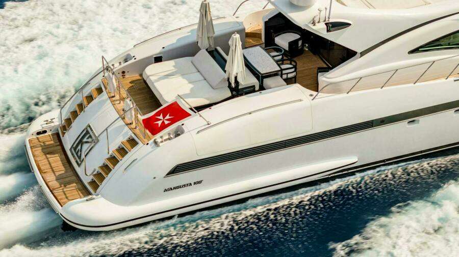 2013 Overmarine Mangusta 108