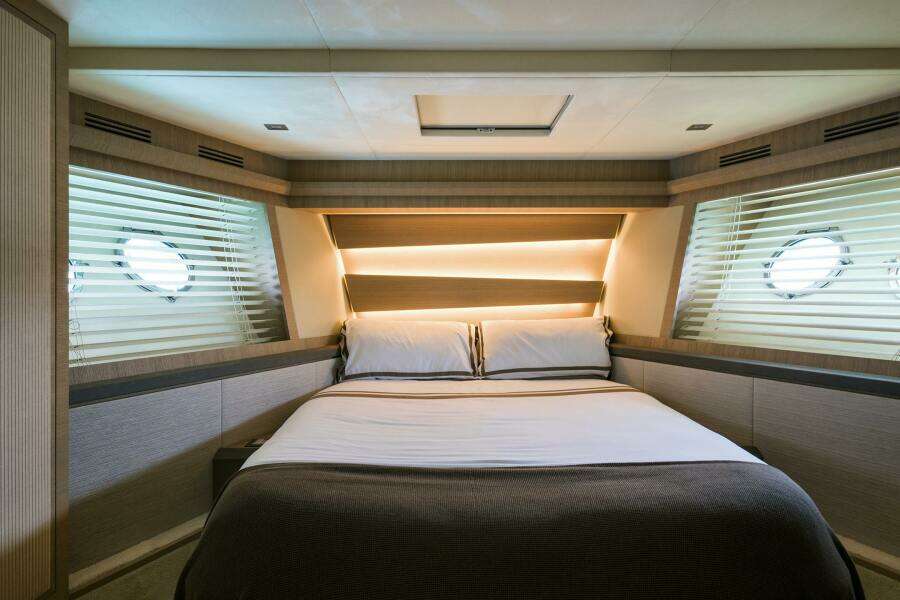 2016 Monte Carlo Yachts Custom