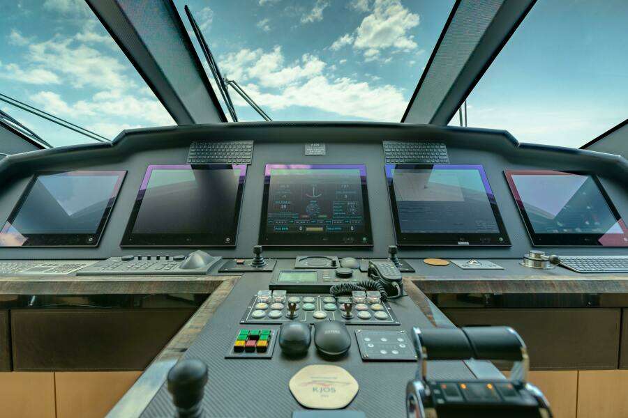 2009 Palmer Johnson Palmer Johnson 120