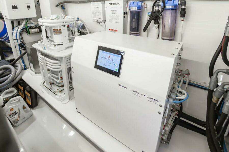 2130a077 1e3c 4753 9d7c A780ac377751