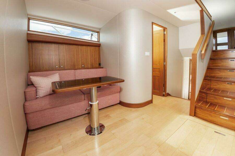 E9ada598 963d 45bd 9cf2 57f06e3daace