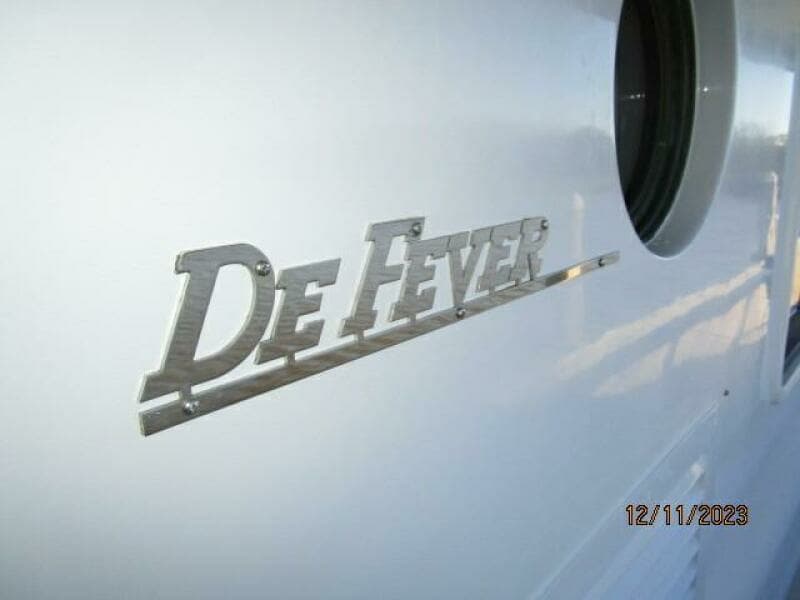 72' DeFever name plate