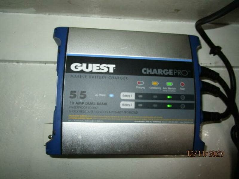 72' DeFever battery charger2