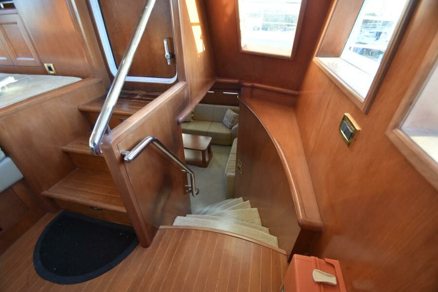 2006 Farmont 70 Expedition Yacht