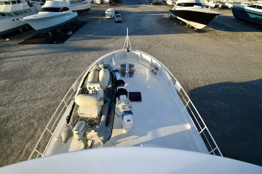 2006 Farmont 70 Expedition Yacht