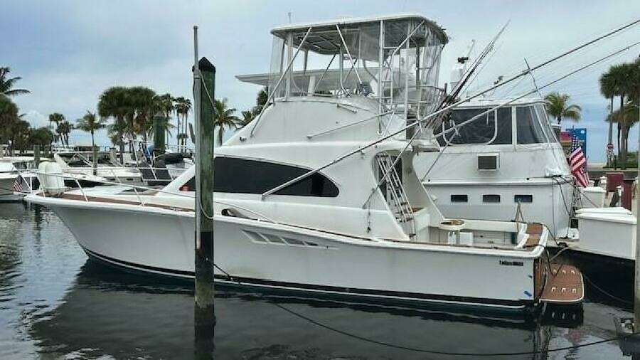 2001 Luhrs Convertible