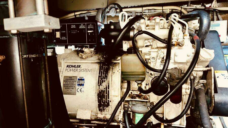 2001 Luhrs Convertible