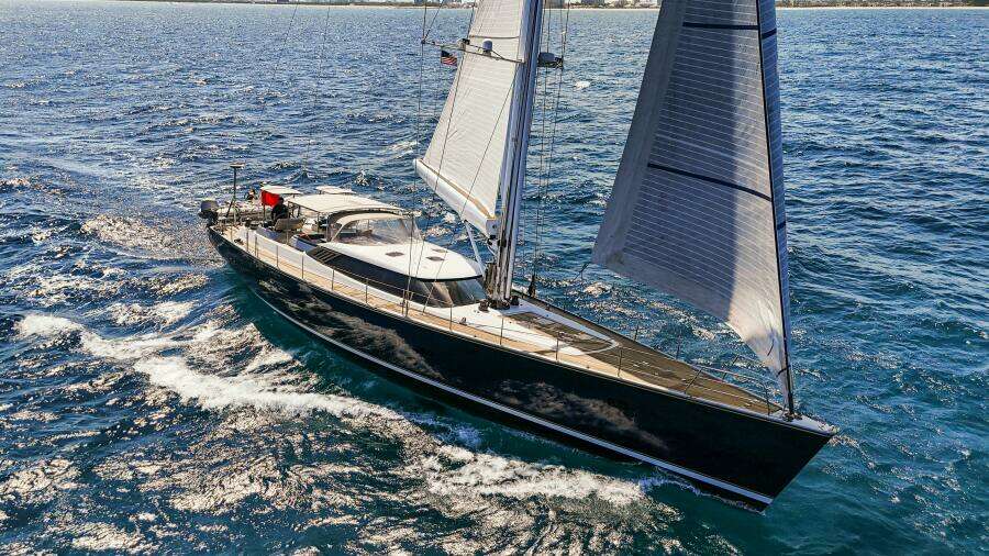 2011 Alia Yachts Warwick 82 LK