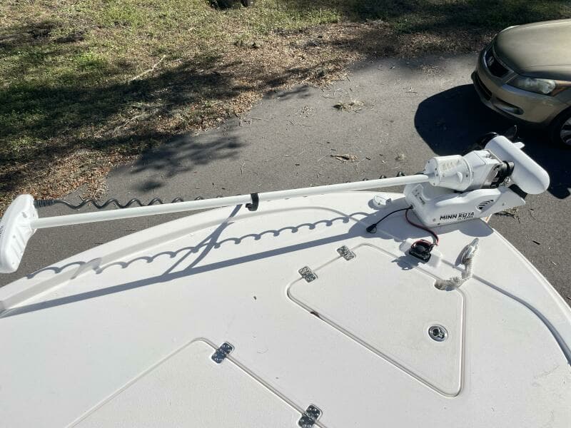 2022 Caymas 28 HB Twin