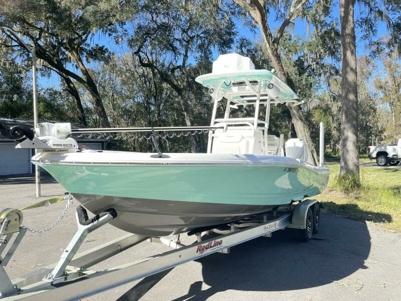 2022 Caymas 28 HB Twin