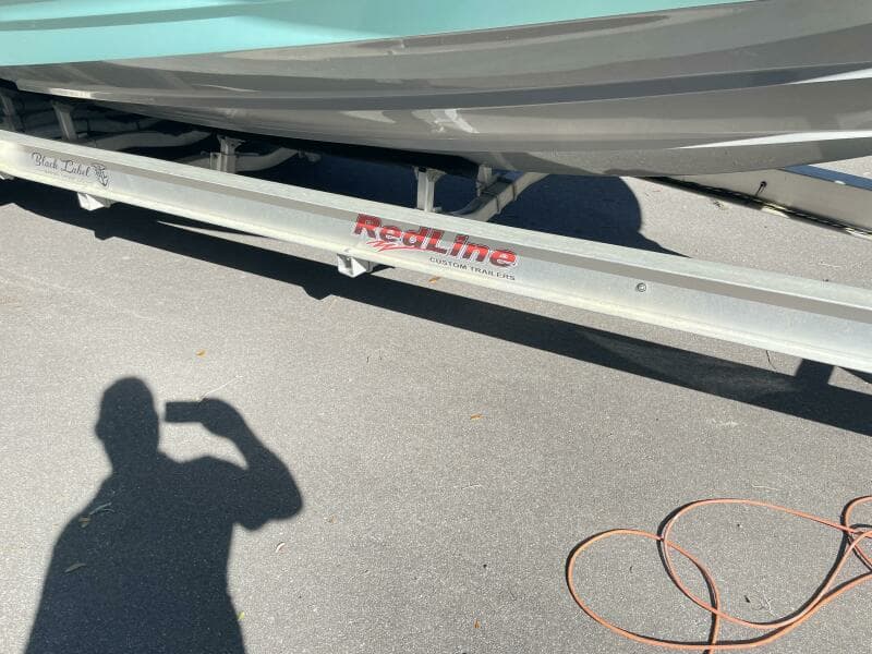 2022 Caymas 28 HB Twin