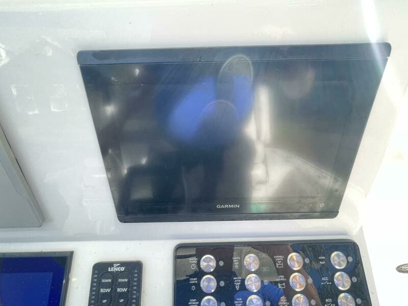 2022 Caymas 28 HB Twin