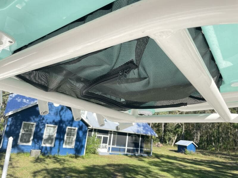 2022 Caymas 28 HB Twin