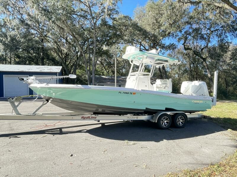 2022 Caymas 28 HB Twin