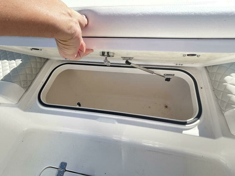 2022 Caymas 28 HB Twin