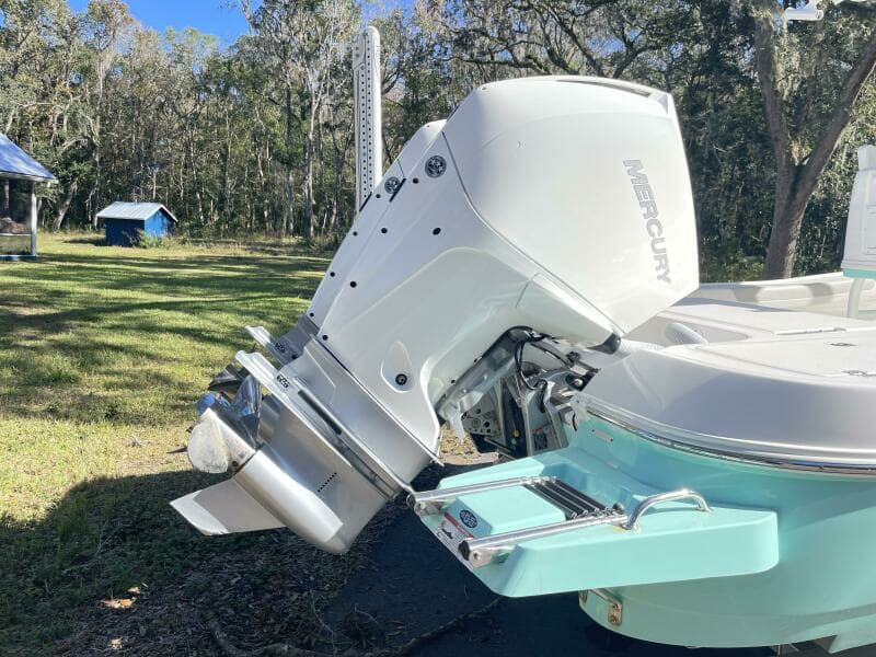 2022 Caymas 28 HB Twin