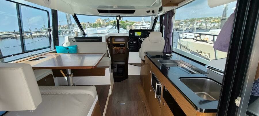 2021 Jeanneau NC 1095 Fly