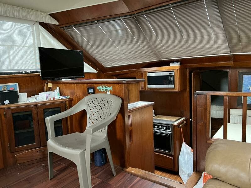 1987 Californian 42 Motor Yacht