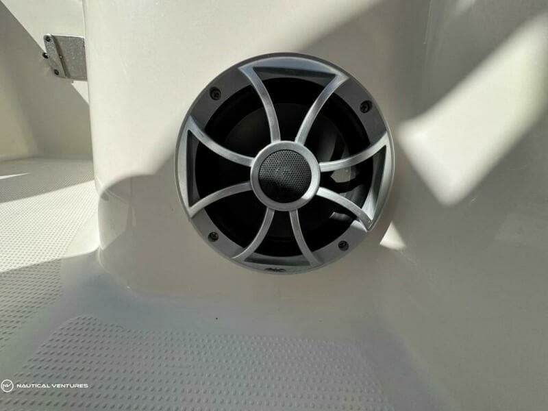 2019 Sailfish 220 CC