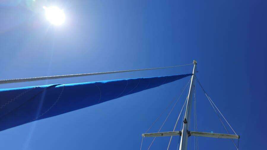 1992 Endeavour Catamaran 30