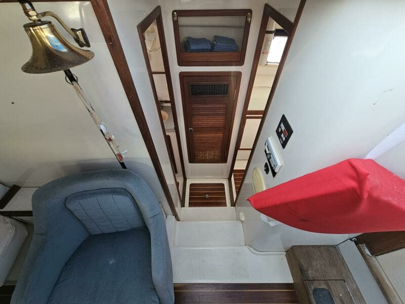 1992 Endeavour Catamaran 30