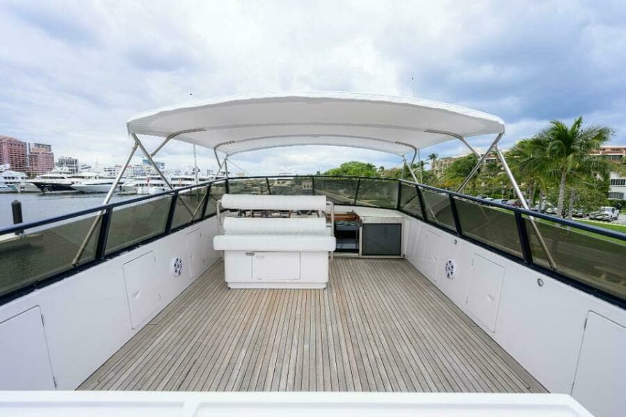 Flybridge Deck