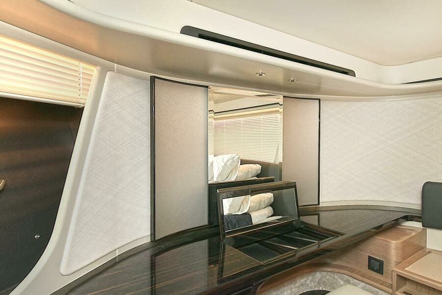 2022 Absolute 62 Fly