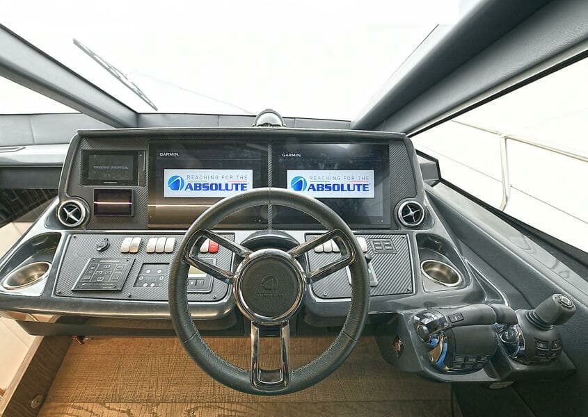 2022 Absolute 62 Fly