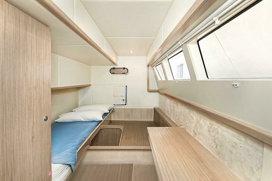 2022 Absolute 62 Fly