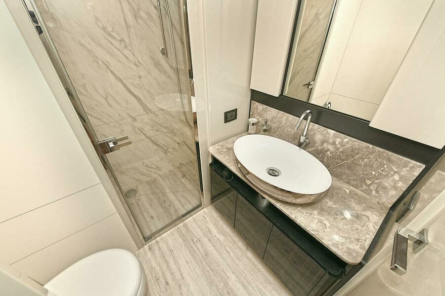 2022 Absolute 62 Fly