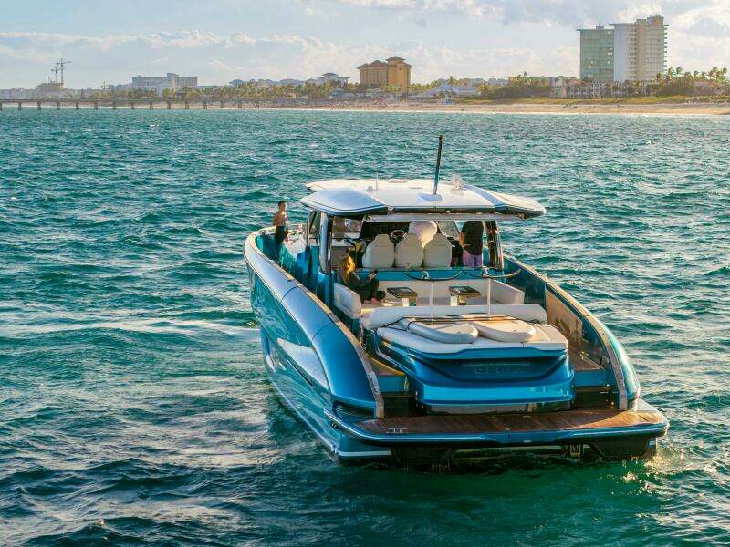 2024 Solaris 52 open