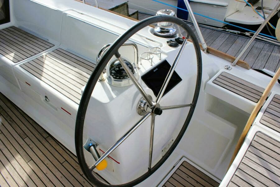 2015 Beneteau Oceanis 45