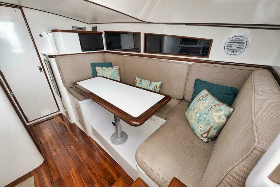 Knowles Express Big Mama - Dinette