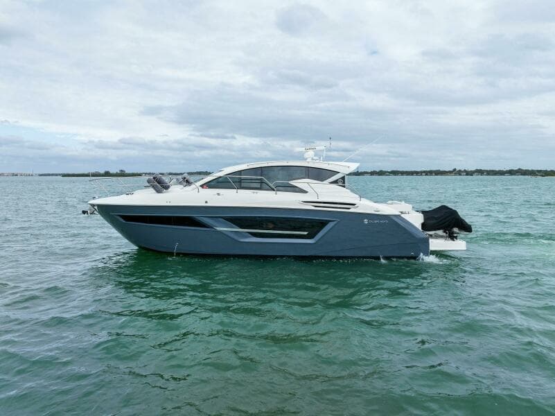 2020 46 Cruisers Cantius - Sweet Caroline - Profile