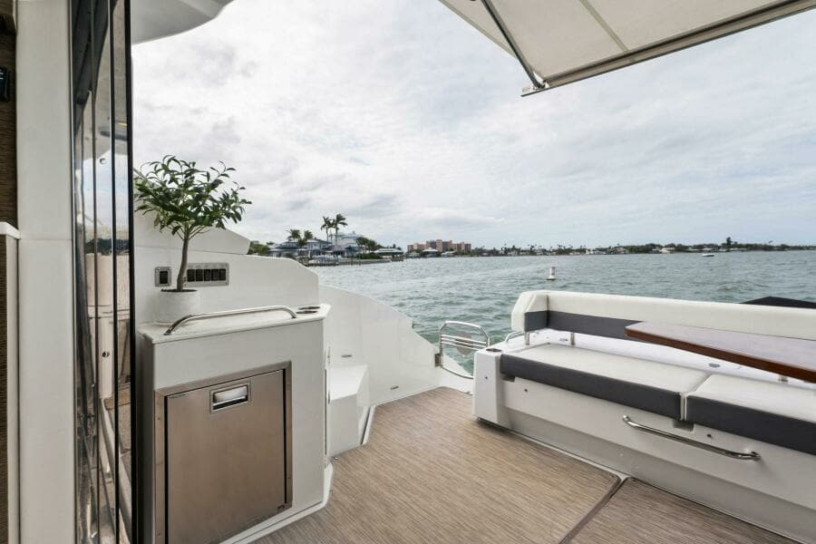 2020 46 Cruisers Cantius - Sweet Caroline - Cockpit Refrigerator