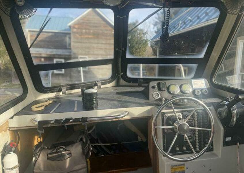 1990 Boston Whaler Frontier