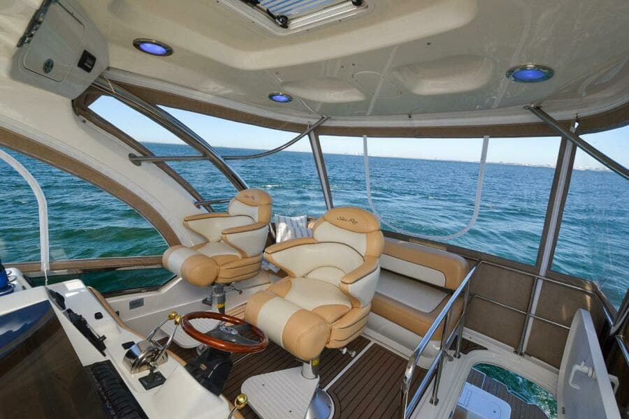 2007 Sea Ray 52 Sedan Bridge